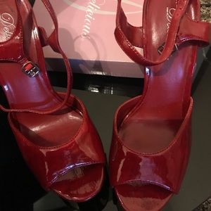 Ladies open toe 3 inch heels new condition